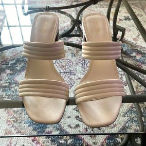 Beautiful heels cream